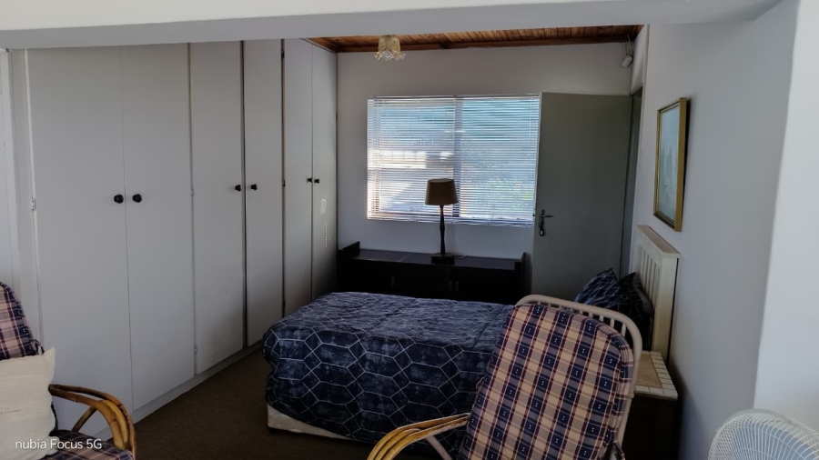 3 Bedroom Property for Sale in Wavecrest Eastern Cape